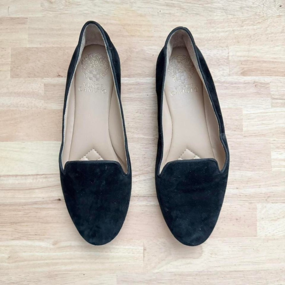 Black‎ suede flat Vince Camuto size 6.5